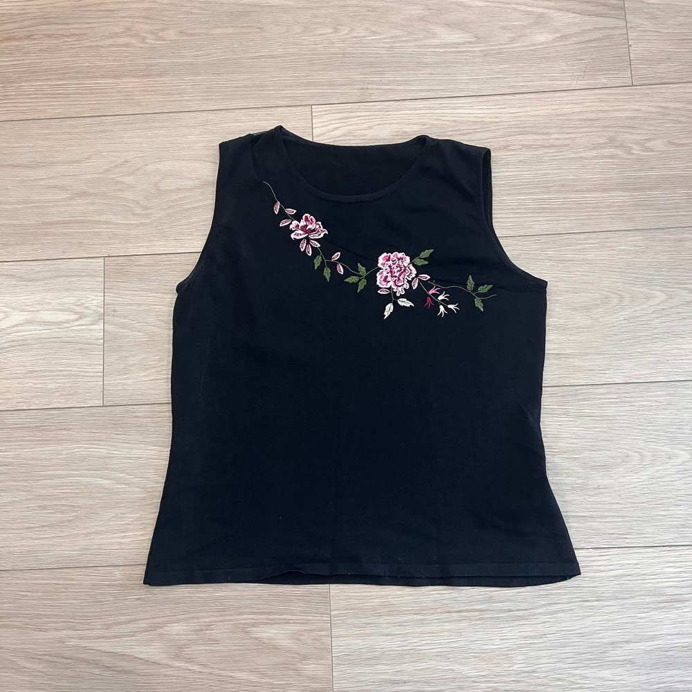 Vintage Black Floral Embroidered Tank Top Women M Whimsygoth Fairy Coquette 90s
